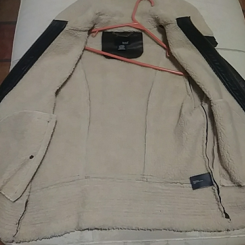 Jacket - Picture 3 of 4